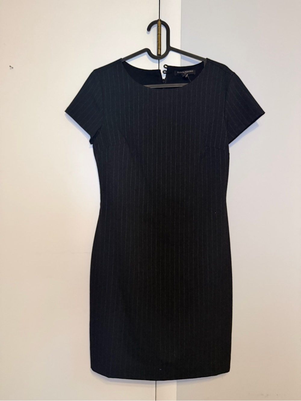 Banana Republic grey Pinstripe Sheath Dress petite